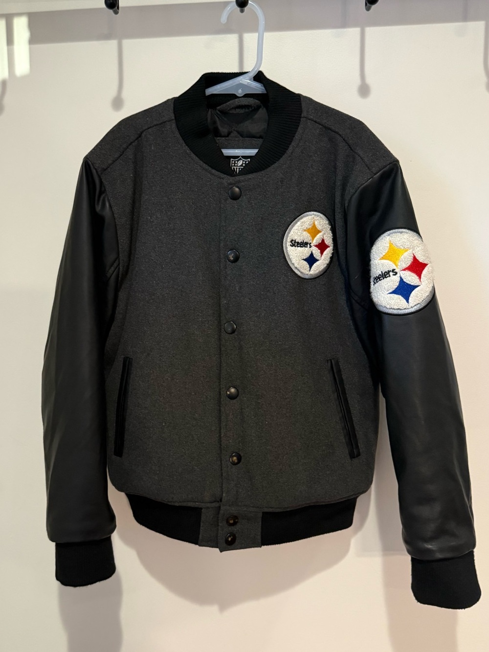 Pittsburgh Steelers NFL Youth M 10-12 Varsity Letterman Jacket Gray Black